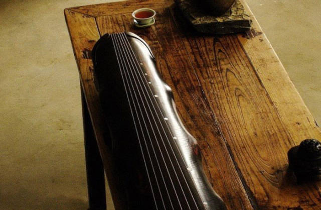 江门市古琴蕴含的传统文化，一把古琴制备出来要两年的时间